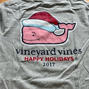 Vineyard Vines KIDS Gray Holiday T-Shirt with Pink Santa Whale, Medium 12-14